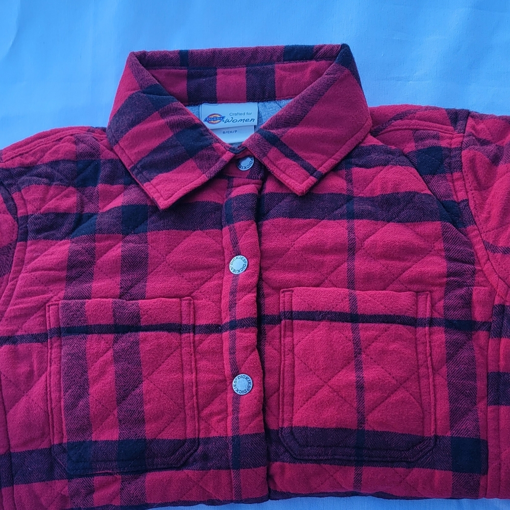 Dickies Women's lined flannel jackets. Red/ Black. Slash pockets.